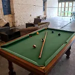 Prázdninový dům Petit Logis Au Calme Avec Piscine Chillac